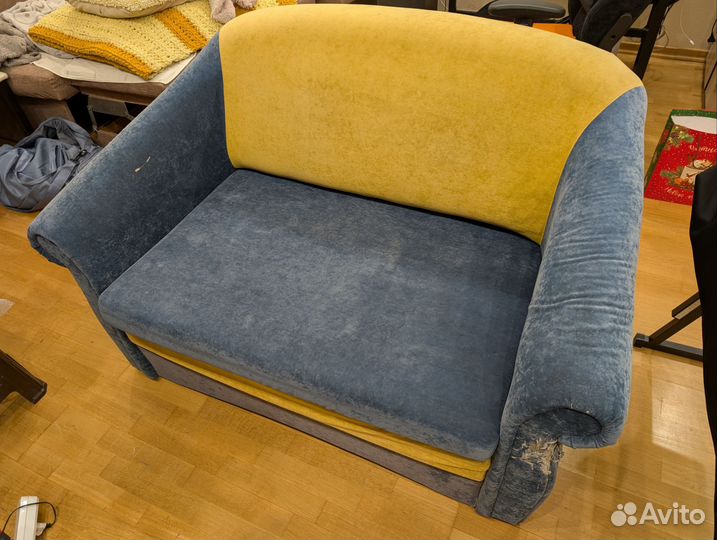 Диван раскладной тканевый