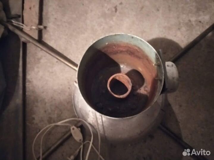 Подставка под елку (электрическая, вращающаяся)