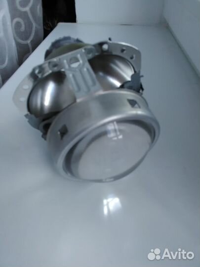 Линзы биксенон на Мерседес 211