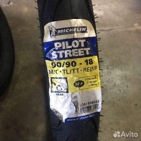 Мотошина 90 90 18 Michelin Pilot Street