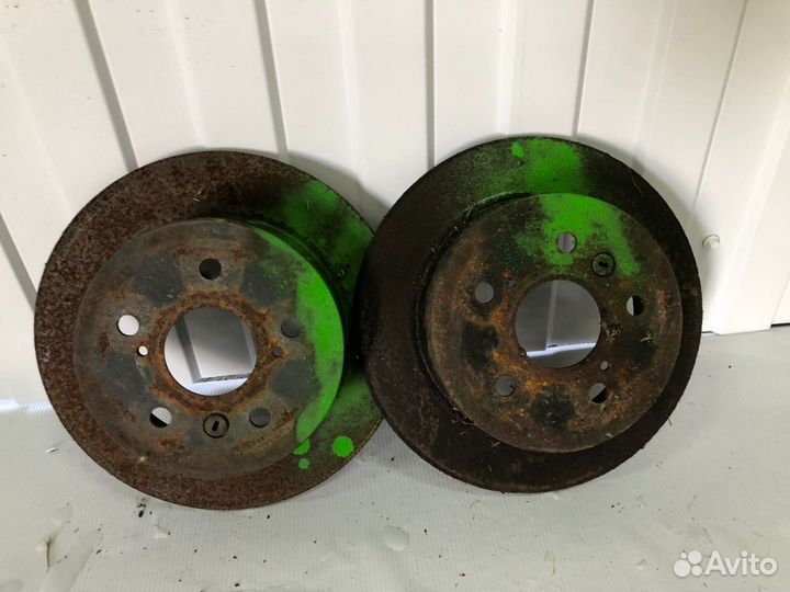 Диск тормозной задний Toyota Camry v40 v50