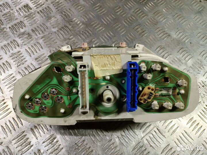 Приборная панель Ford Escort