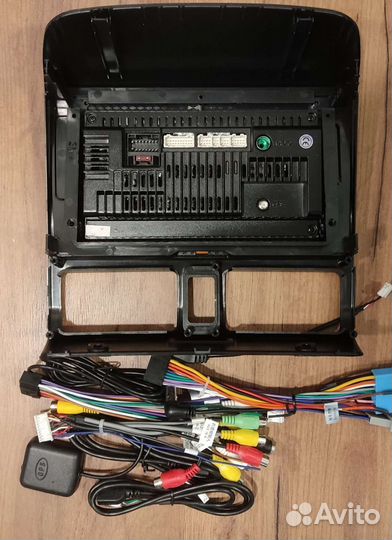 Магнитола для Honda CR-V2 поколения