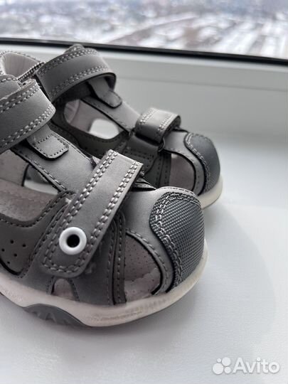 Сандалии для мальчика 22 размер
