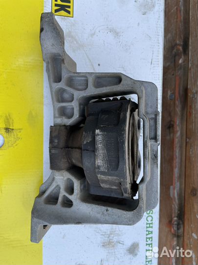 Подушки двигателя и кпп Ford Focus 3 2.0