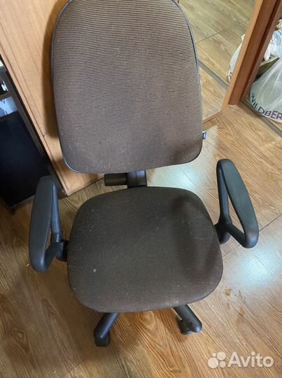 Компьютерное кресло
