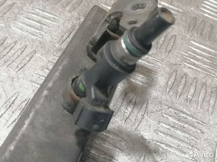 Форсунка двигателя Nissan Tiida c11