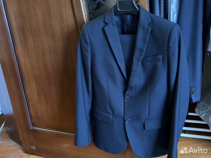 Котюм фирмы stenser на р 158