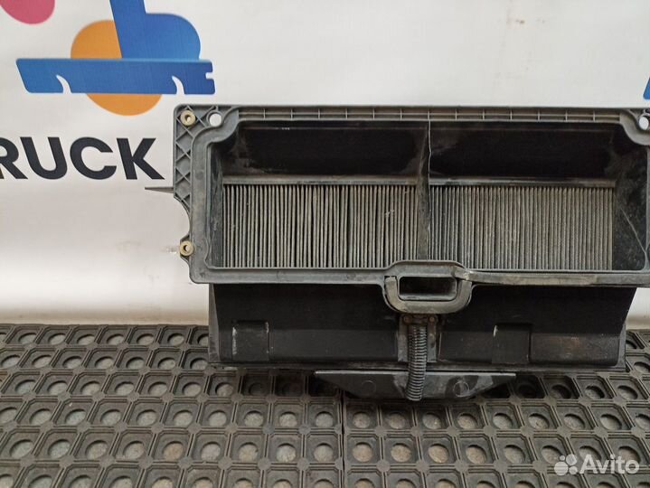 504024889 Корпус салонного фильтра