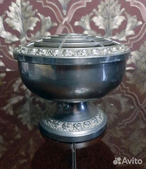 Старинная оригинальная посеребренная ваза д/цв