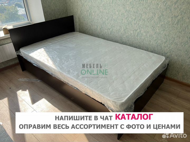 Кровать с матрасом