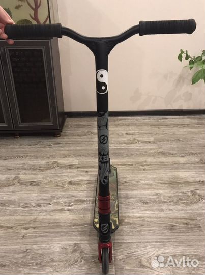 Трюковой самокат