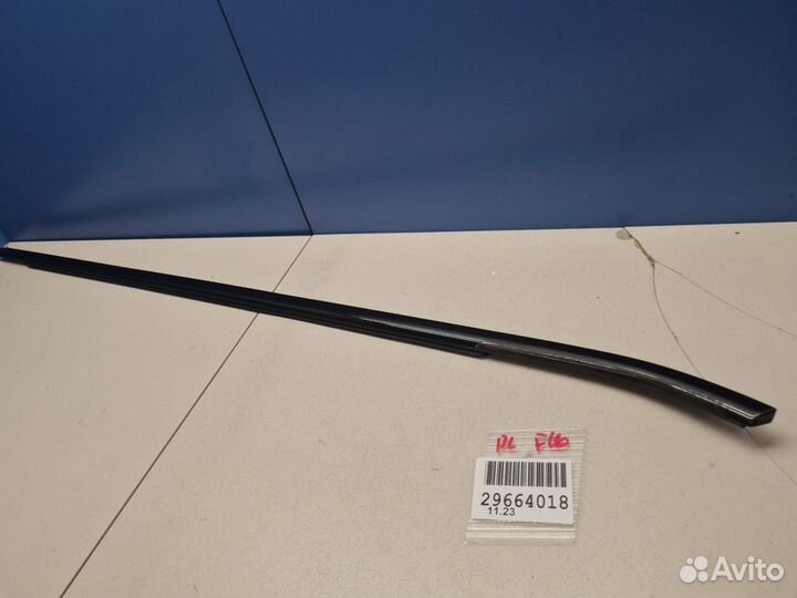Молдинг стекла передней левой двери BMW X6 F16 2014-2020