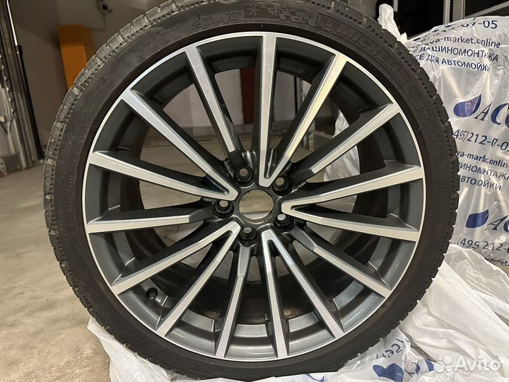 Оригинальные колеса Audi R19