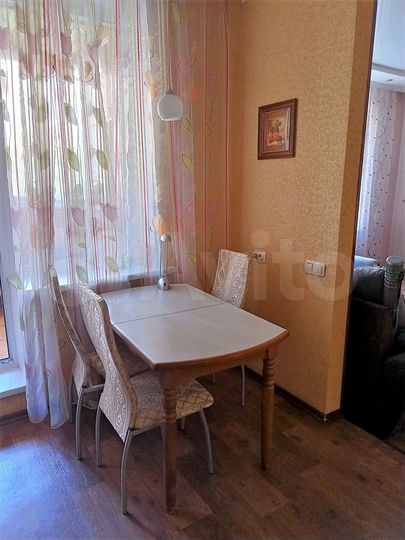 2-к. квартира, 65 м², 3/9 эт.