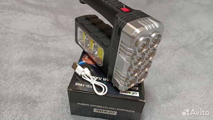 Фонарь уличный на солнечных батареях