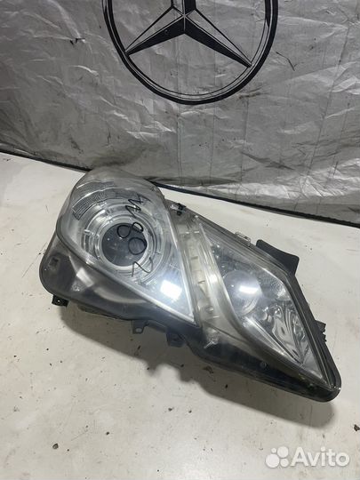 Фара правая Мерседес 207 e207 дорест