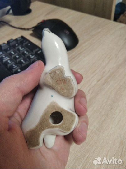 Фарфоровая статуэтка 