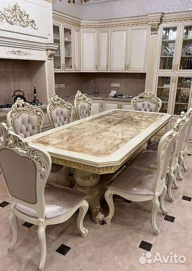 Стол кухонный и стулья