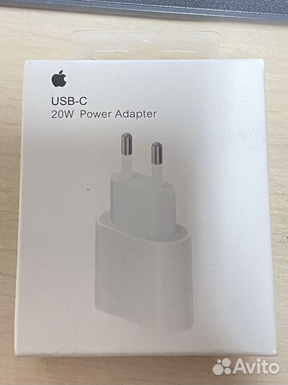 Зарядное устройство на iPhone 20w