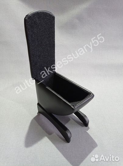 Подлокотник Toyota Vitz 1999-2005 XP 10