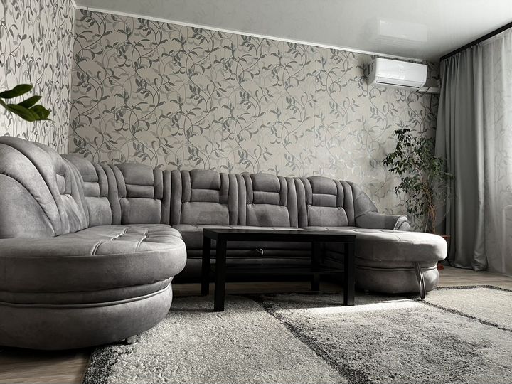 2-к. квартира, 42 м², 5/5 эт.