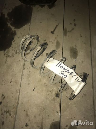 Пружина задняя Honda Civik 4D 2010