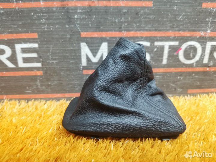 Кожух ручки Кпп Bmw 3-Series E90 N46B20B 2007