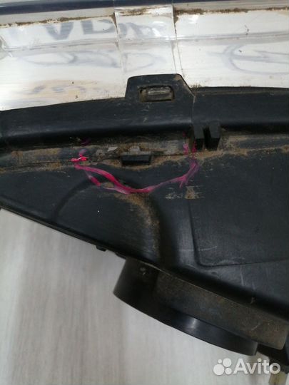 Фара Renault logan Лев