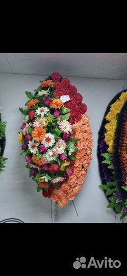 Венок ритуальный живой, искусственный, флорет