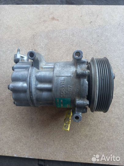 Компрессор кондиционера Peugeot 307