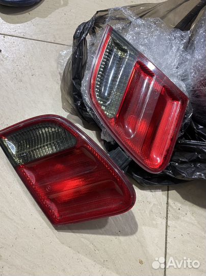 Задние стопы на mercedes 210