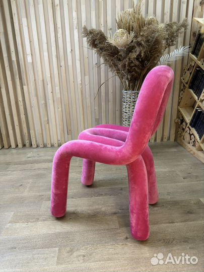 Комфортный дизайнерский стул в студию