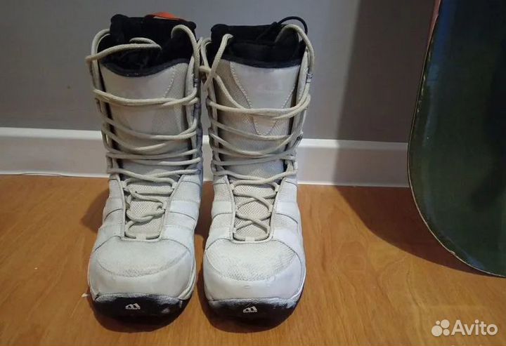 Сноуборд+крепления +ботинки 39-40,5