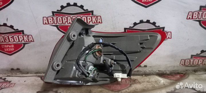 Фонарь задний левый Toyota Wish ZGE20G 2zrfae 2009