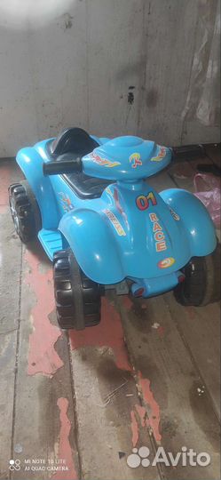 Детский квадроцикл на аккумуляторе