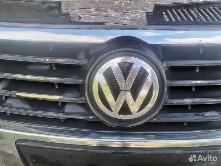 Решетка радиатора volkswagen passat б6