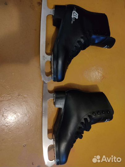 Коньки fashion black 42р 270см