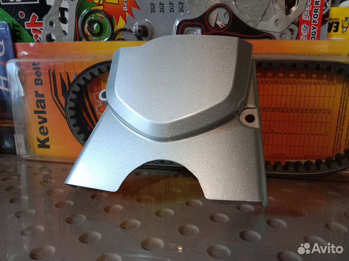 Крышка ведущей звезды на мопед