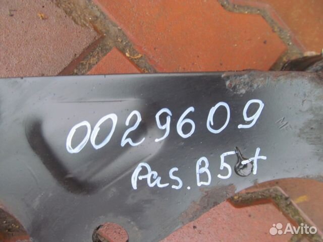 Балка поперечная Volkswagen Passat B5 1997-2005