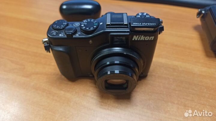 Фотоаппарат Nikon p7000 и p7100