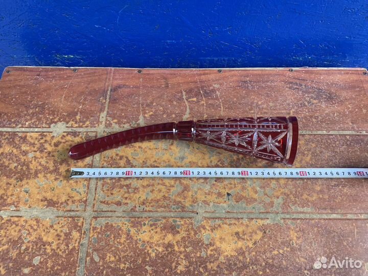 Рог сувенирный цветное красное стекло СССР