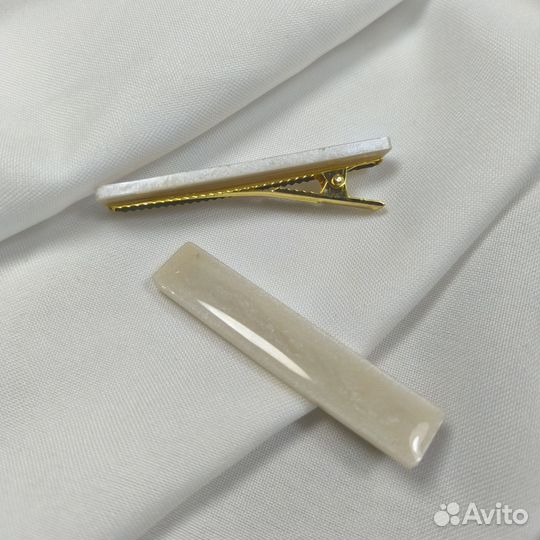 Заколки для волос