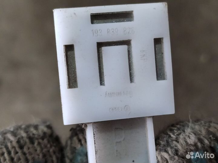 Механизм замка двери левый VAG