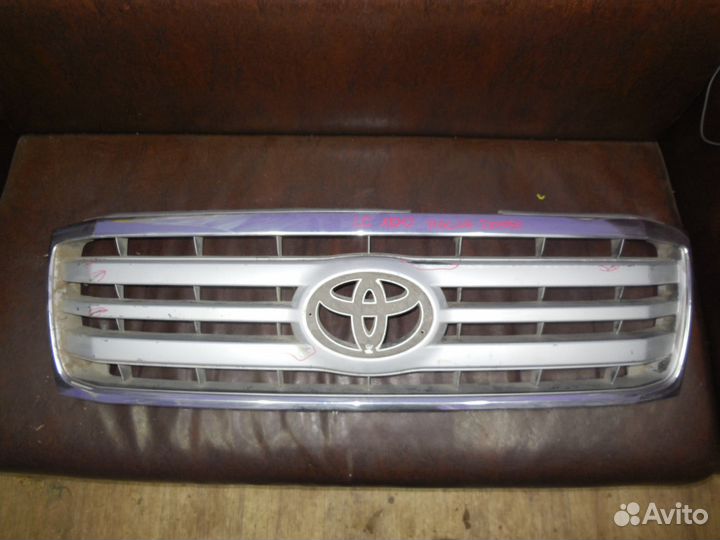 Решетка радиатора для Toyota Land Cruiser 100