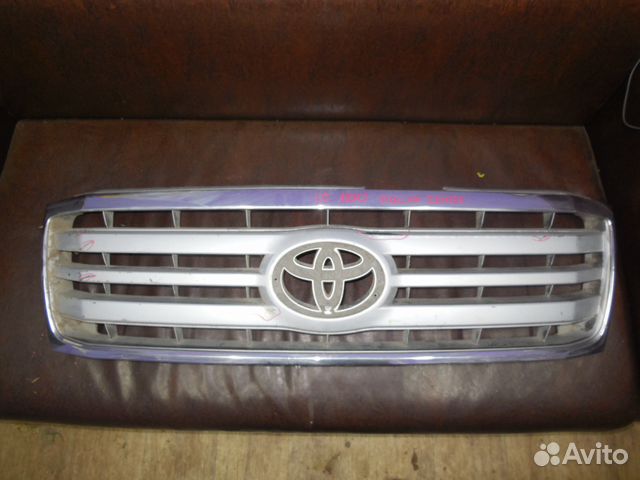 Решетка радиатора для Toyota Land Cruiser 100