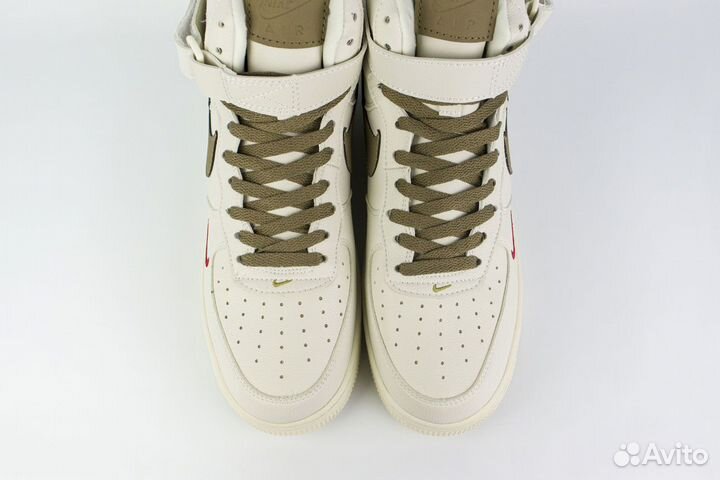 Nike Air Force 1 Mid Cream