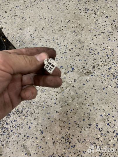 Зеркало заднего вида сурф 185