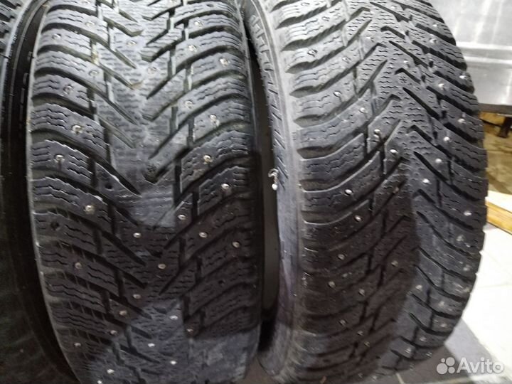 Nokian Tyres Hakkapeliitta 8 205/55 R16 94T