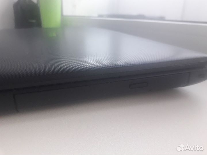 Ноутбук asus X551M